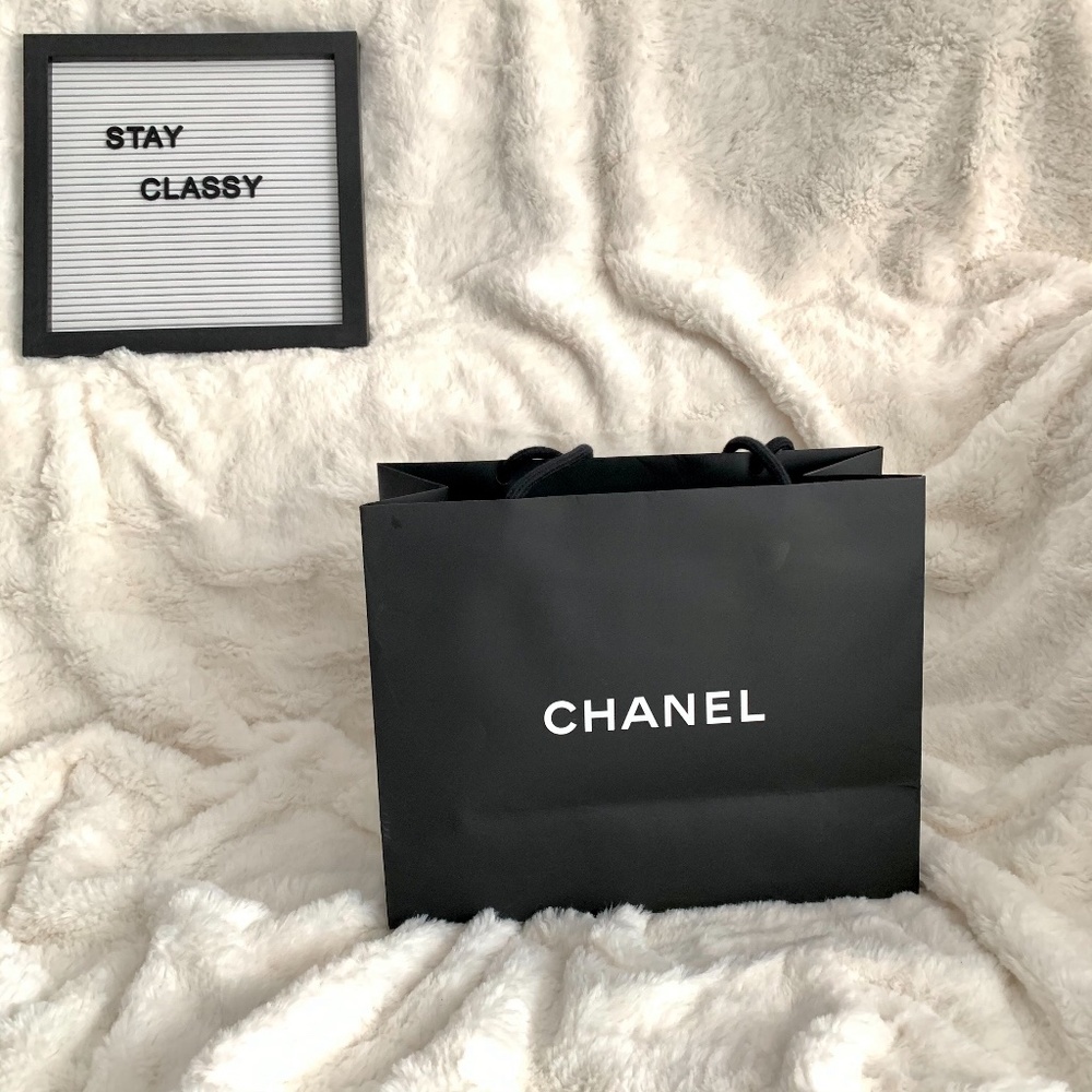 Chanel Authentic medium Paper Gift bag